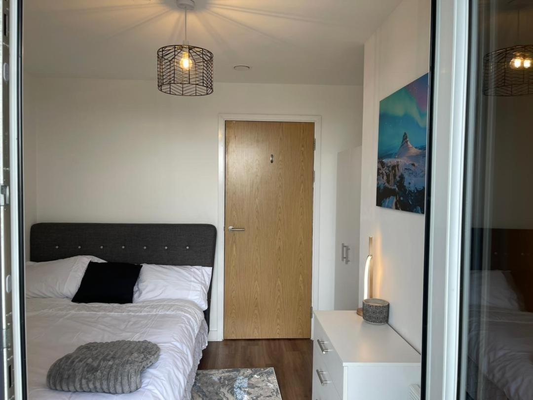 Luxury 2 Bedroom En-Suite Apartment Balcony Views Манчестер Экстерьер фото